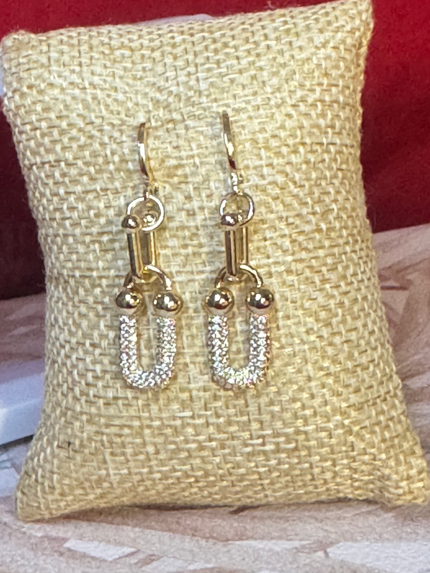 Elegant Earrings with Zirconias