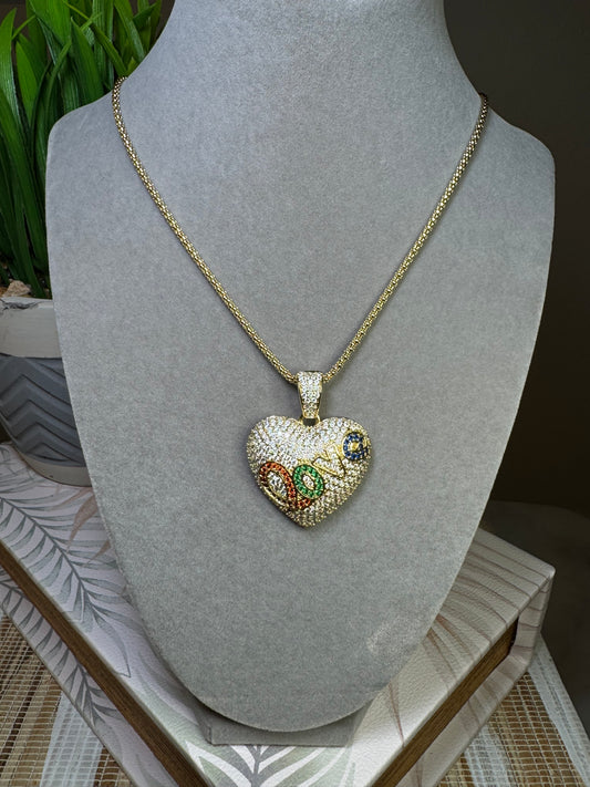 Luxury Necklace with Heart Pendant